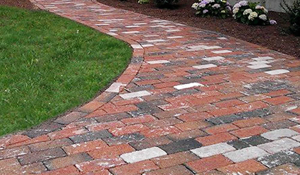 Brick & Paver Cleaning Lebanon